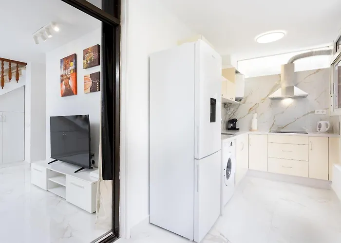 아파트 Home2book Family With Pool Near 플라야데라스아메리카스